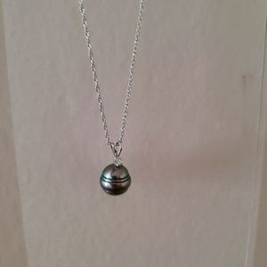 Tahitian pearl 14k necklace